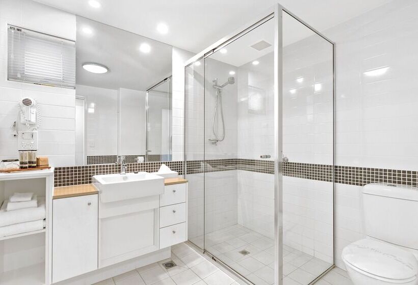 3 Bedroom Apartment Pool View, Akama Resort