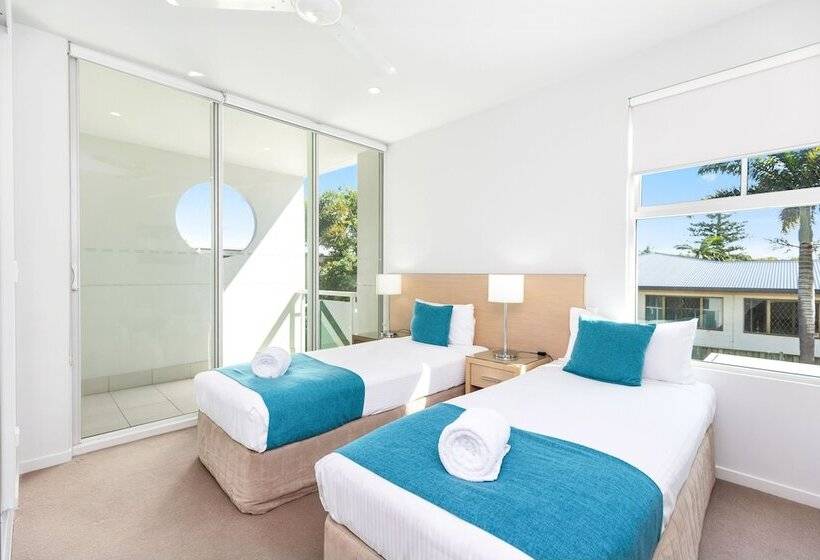 3 Bedroom Apartment Pool View, Akama Resort