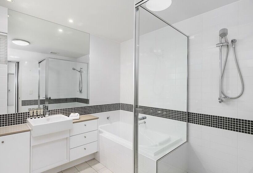 اتاق پنت هاوس, Akama Resort