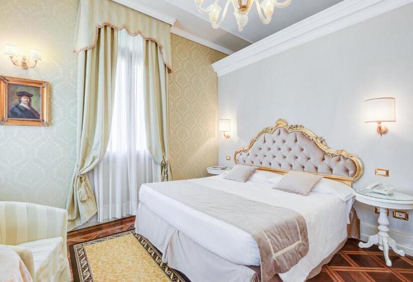 수피리어 룸, Al Duca Di Venezia