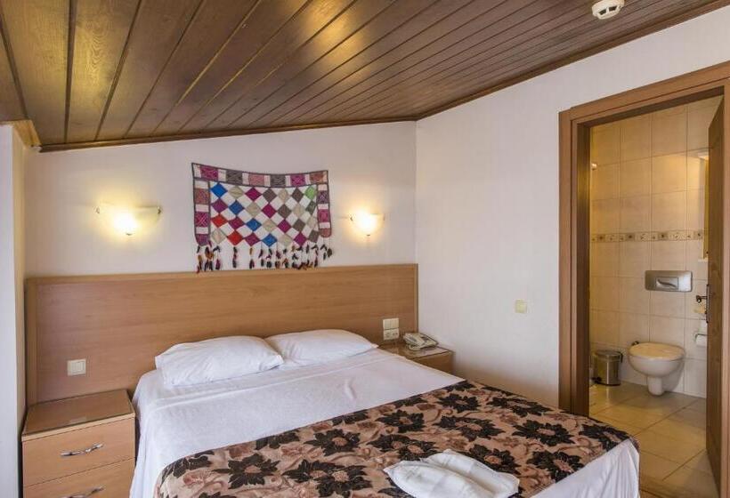 オーシャンビュースタンダードルーム, Deniz Houses