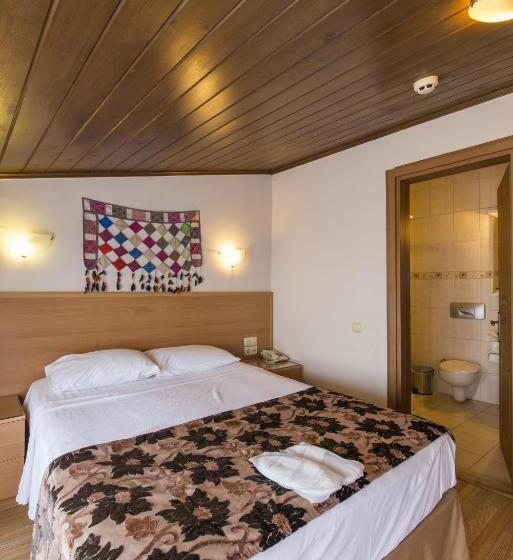 オーシャンビュースタンダードルーム, Deniz Houses