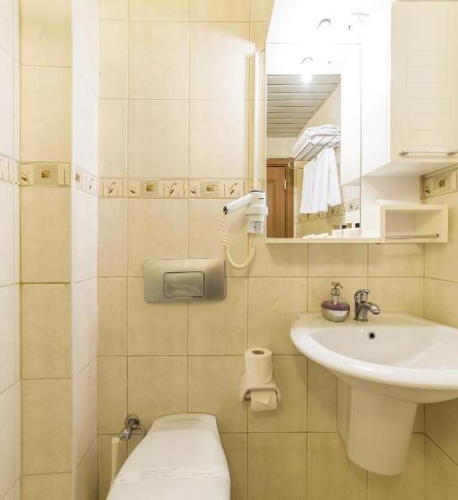 エコノミールーム, Deniz Houses