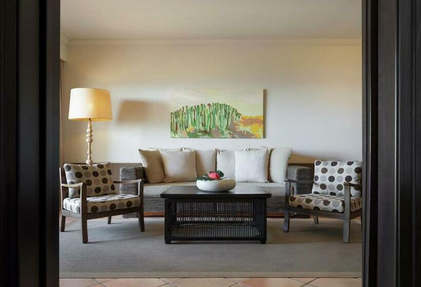 Люкс Вид на Море с Гидромассажем, Hacienda del Conde Meliá Collection Golf & Spa
