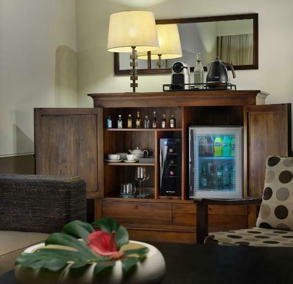 带按摩浴缸和海景的套房, Hacienda del Conde Meliá Collection Golf & Spa