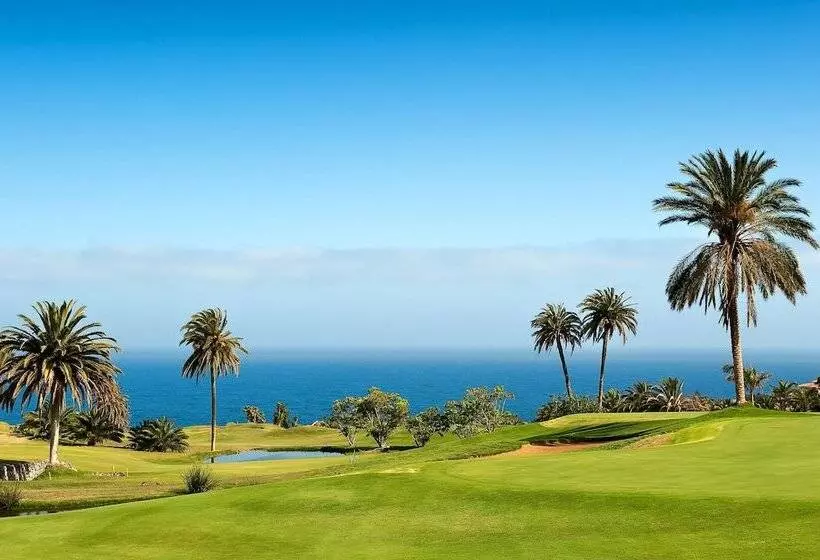 سوئیت جونیور با چشمانداز زمین گلف, Hacienda del Conde Meliá Collection Golf & Spa