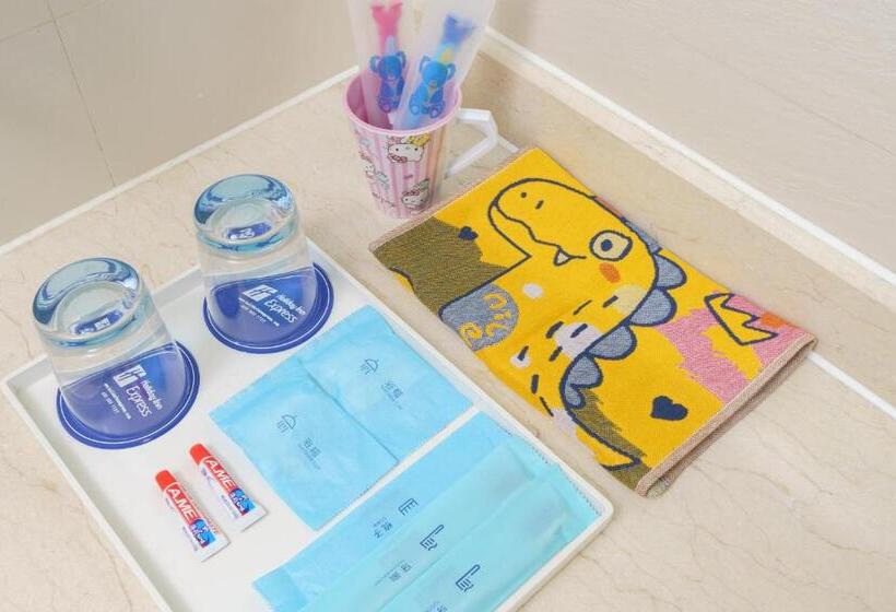 חדר משפחתי, Holiday Inn Express City Centre Dalian, An Ihg