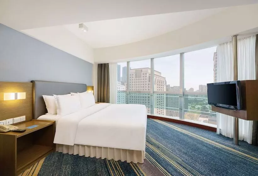 スイート, Holiday Inn Express City Centre Dalian, An Ihg
