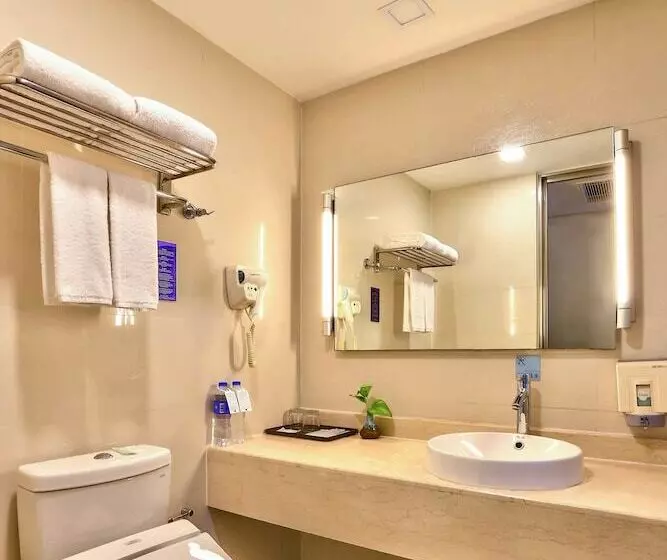 スイート, Holiday Inn Express City Centre Dalian, An Ihg