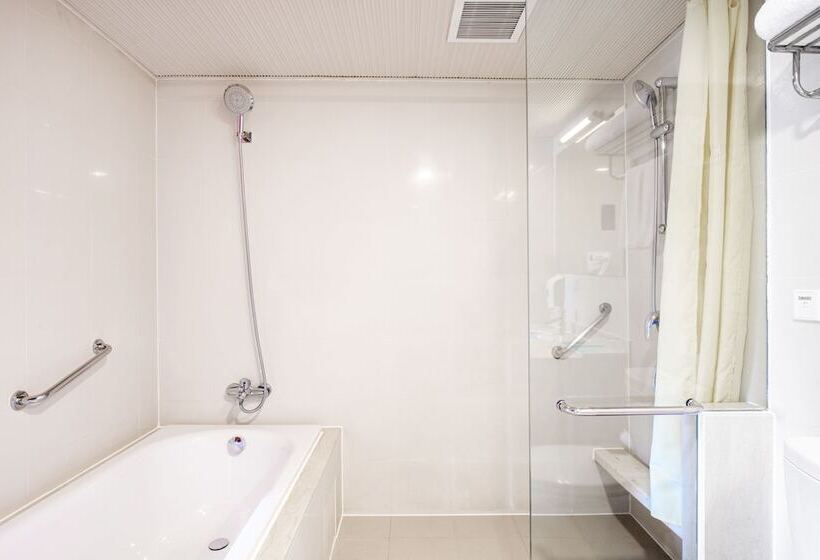 סוויטה, Holiday Inn Express City Centre Dalian, An Ihg