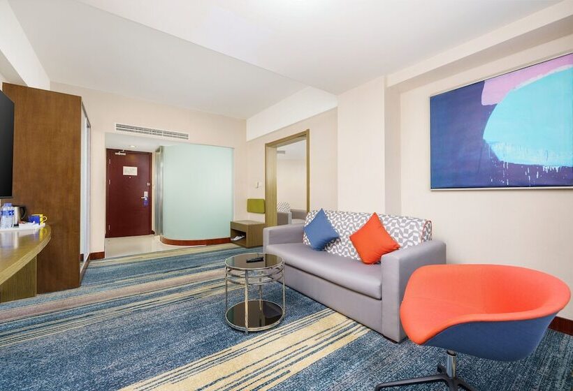 סוויטה, Holiday Inn Express City Centre Dalian, An Ihg