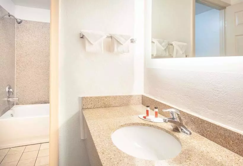 ２ダブルベッドのスタンダードルーム, Americas Best Value Inn Orlando, Fl