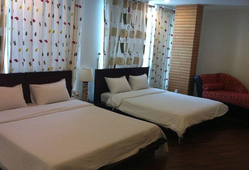 اتاق لوکس سه تخته, Kim Tho