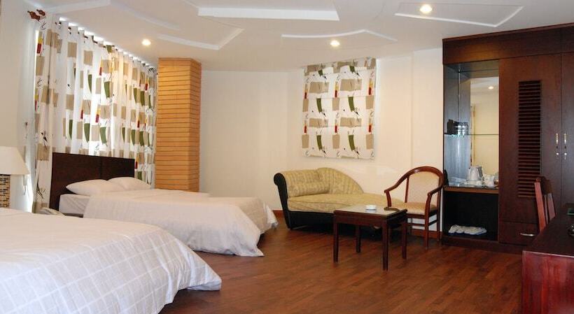 اتاق لوکس سه تخته, Kim Tho