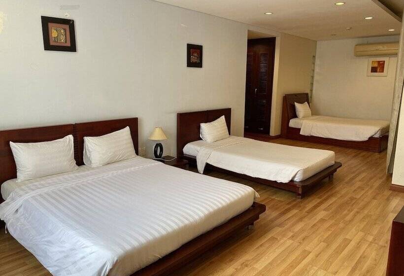 اتاق لوکس سه تخته, Kim Tho