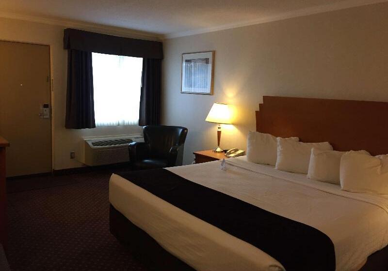 Deluxe room with river view, Kim Tho