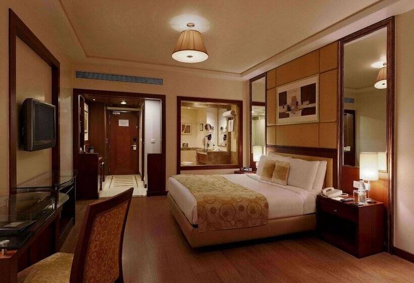 商务房间, Lemon Tree Premier,jaipur