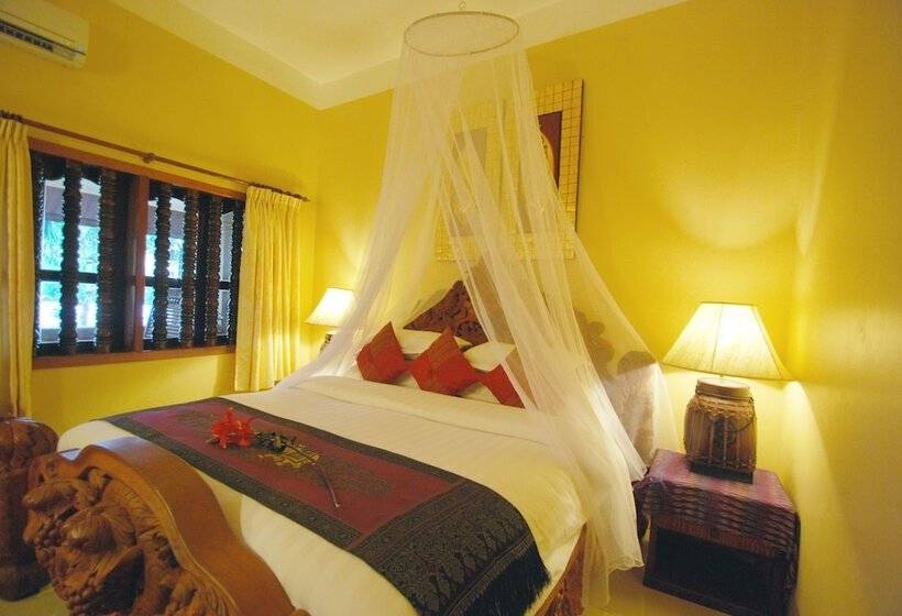 سوییت جونیور با بالکن, Shining Angkor Boutique