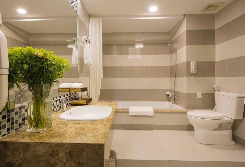 غرفة ديلوكس, Ttc Hotel   Da Lat