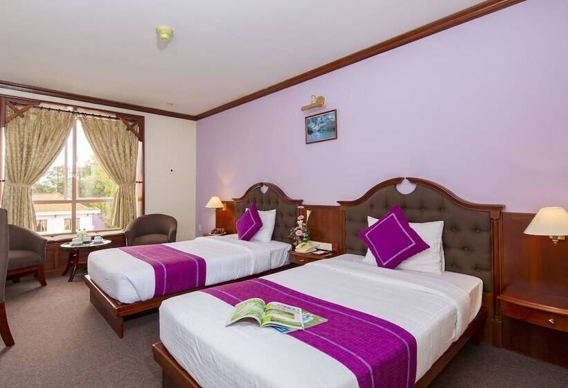 غرفة سوبيريور مطلة على المدينة, Ttc Hotel   Da Lat