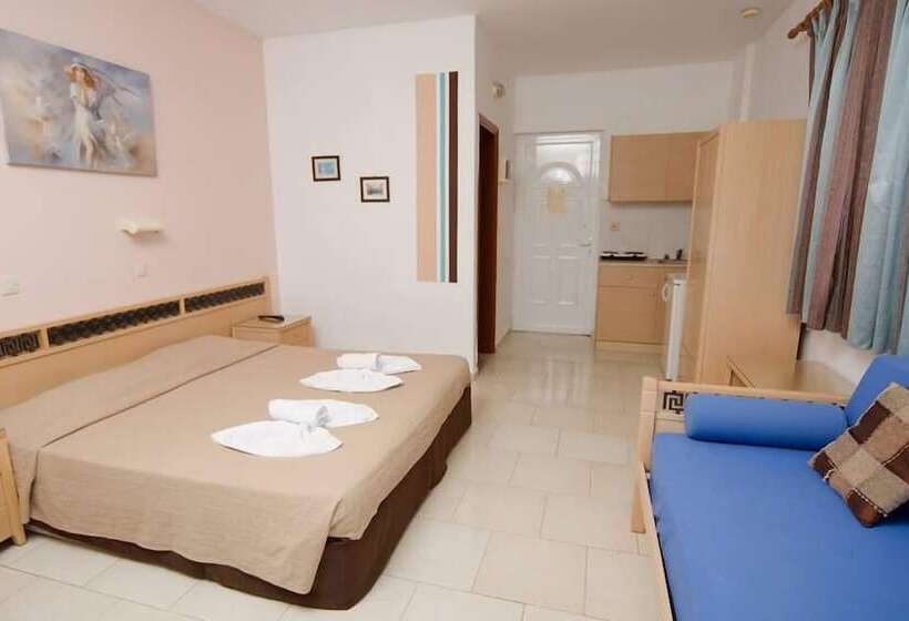 プールビュースタンダードステューディオ, White Palace Studios