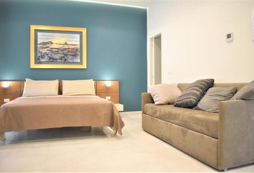 غرفة قياسية مزوَّدة بجاكوزي, Catania Livings