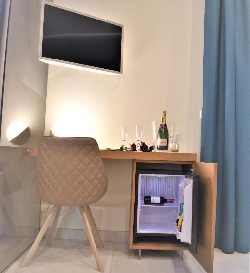 اتاق استاندارد با وان آب گرم, Catania Livings