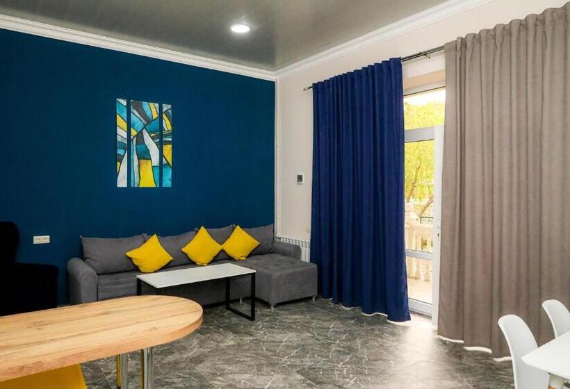 غرفة ديلوكس عائلية, Getap Resort Arzni