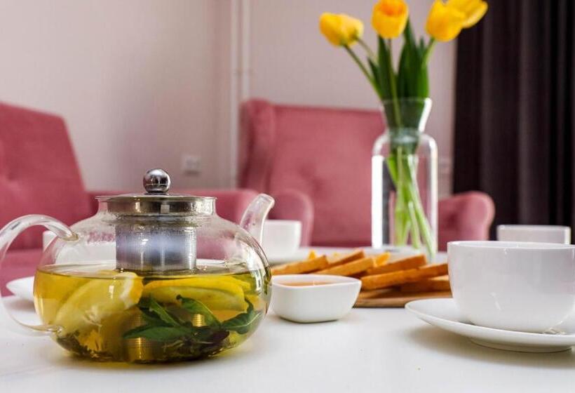 جناح, Getap Resort Arzni