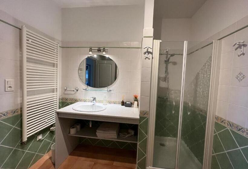 家庭间, Domaine Maxxim