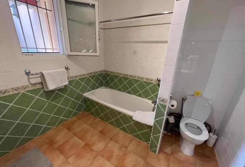 家庭间, Domaine Maxxim