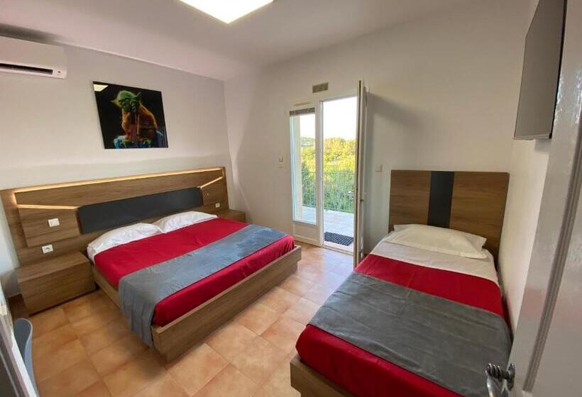 家庭间, Domaine Maxxim