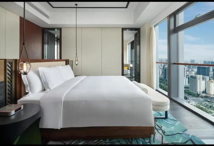 キングサイズベッドのスタンダードルーム, Indigo Suzhou Grand Canal, An Ihg