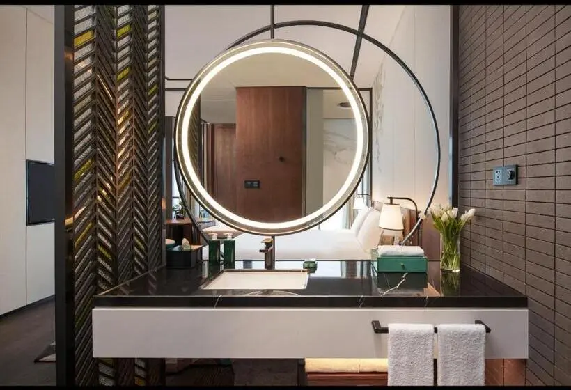 キングサイズベッドのスタンダードルーム, Indigo Suzhou Grand Canal, An Ihg