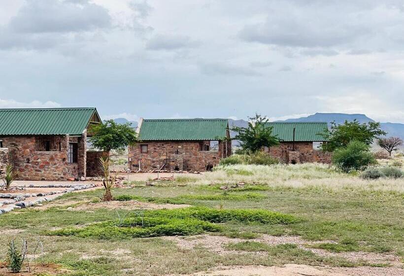 اتاق استاندارد با چشم‌انداز کوهستان, Little Sossus Lodge