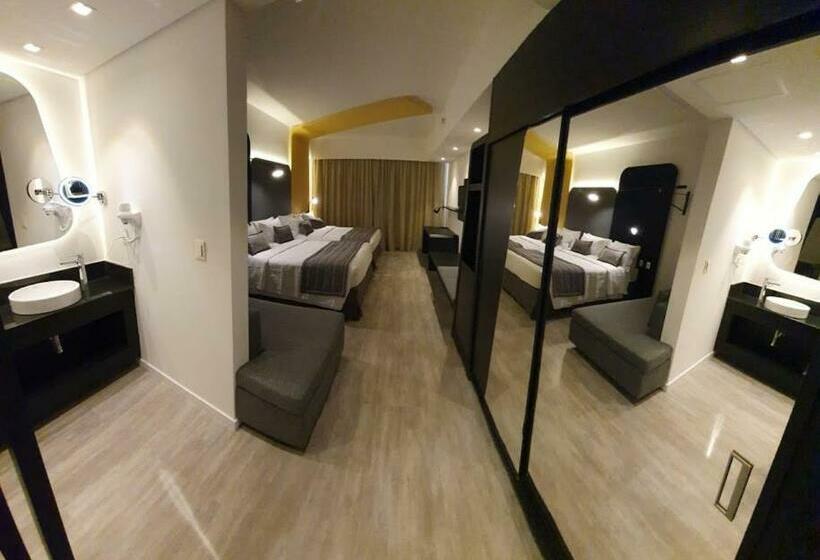 דירה בת חדר שינה 1 עם מרפסת, Taua Hotel E Convention Alexania
