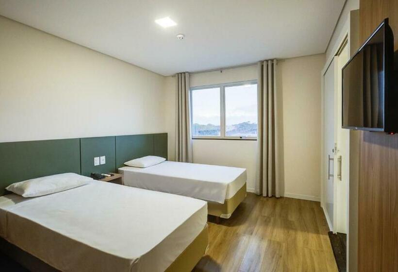 标准间, Viale Iguassu