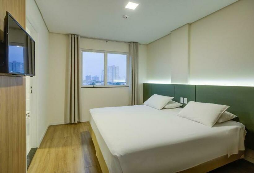 标准间, Viale Iguassu