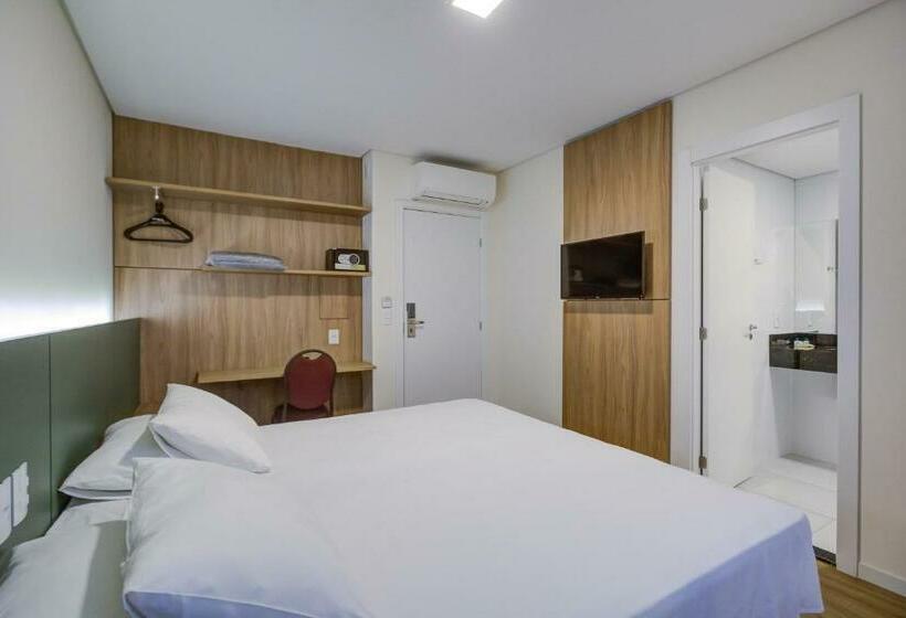 标准间, Viale Iguassu