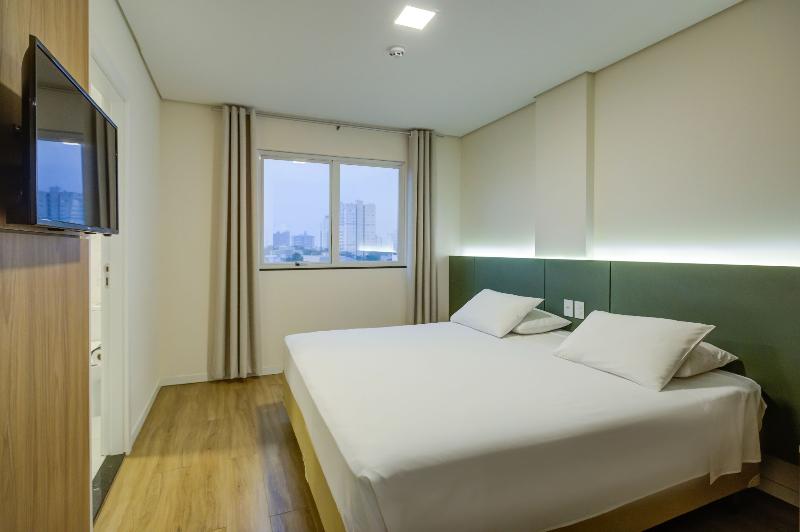 标准间, Viale Iguassu