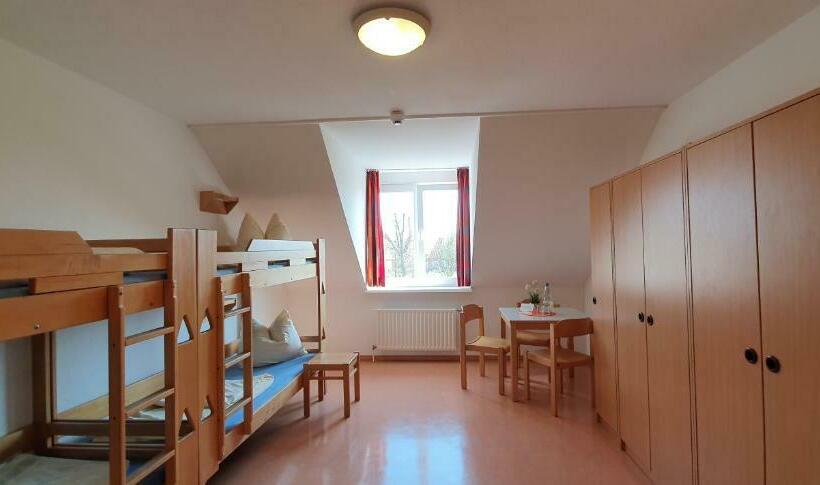 غرفة عائلية, Jugendherberge Fehmarn