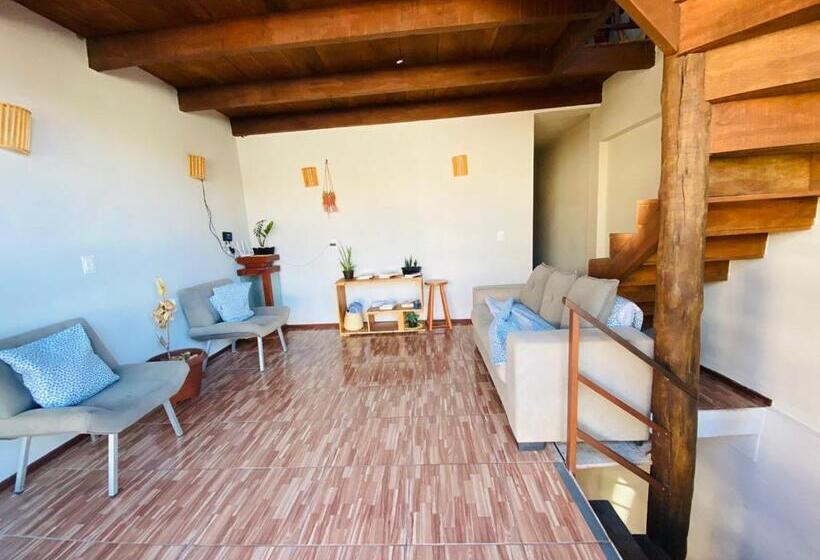 سوییت سوپریور با چشم‌انداز دریا, Pousada A Casinha