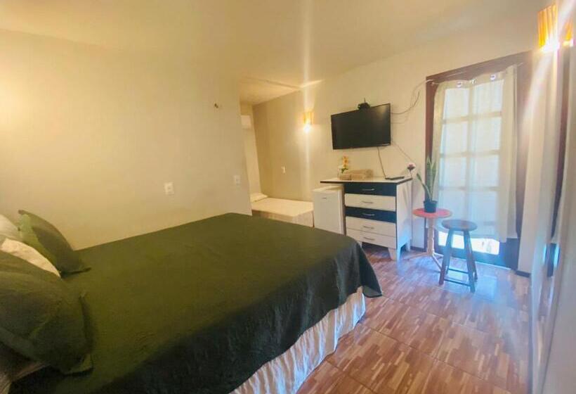 سوییت سوپریور با چشم‌انداز دریا, Pousada A Casinha