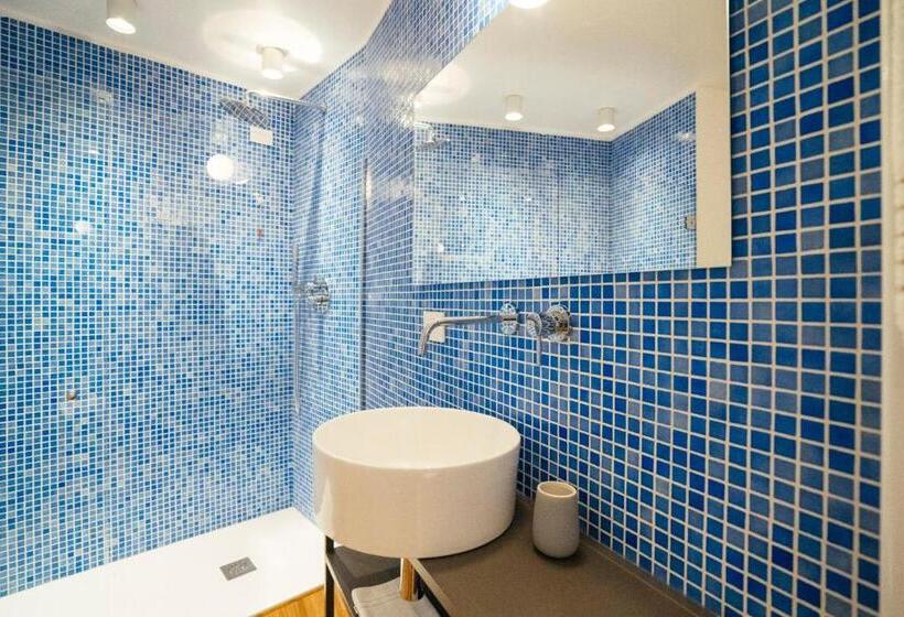 스탠다드 룸, Sporting Pinamare