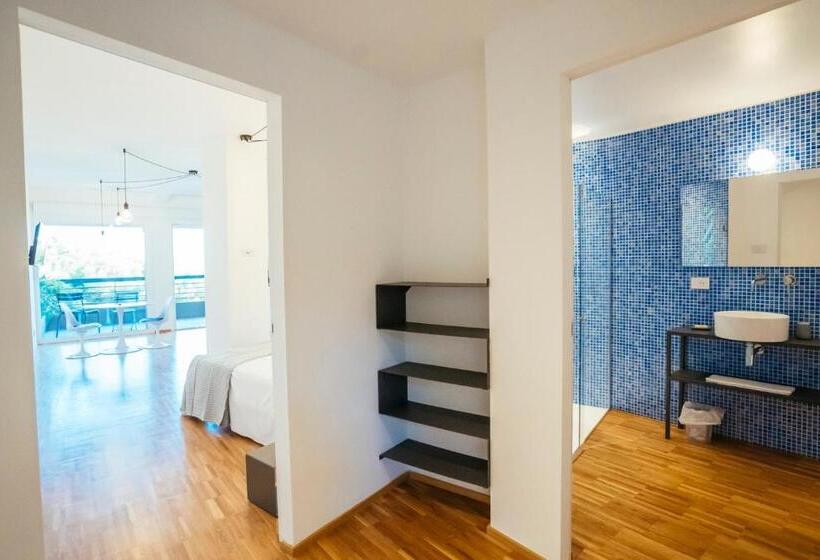 스탠다드 룸, Sporting Pinamare