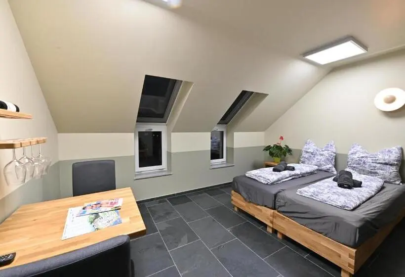 1 Bedroom Apartment Lake View, Domaine Edegger   Organic Winery Badacsony