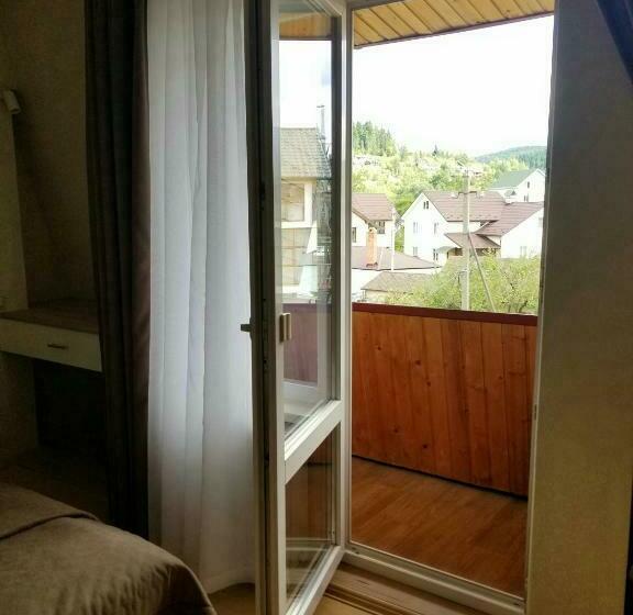 اتاق استاندارد با بالکن, садиба святослав