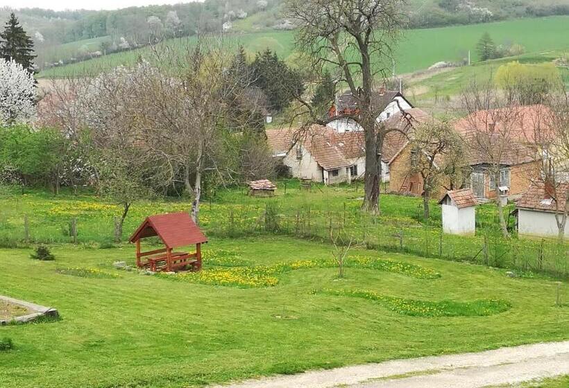 Appartement 1 Chambre avec Vues, Kisrejtek Apartmanház