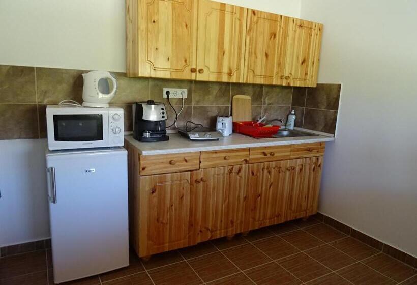 Appartement 1 Chambre, Kisrejtek Apartmanház