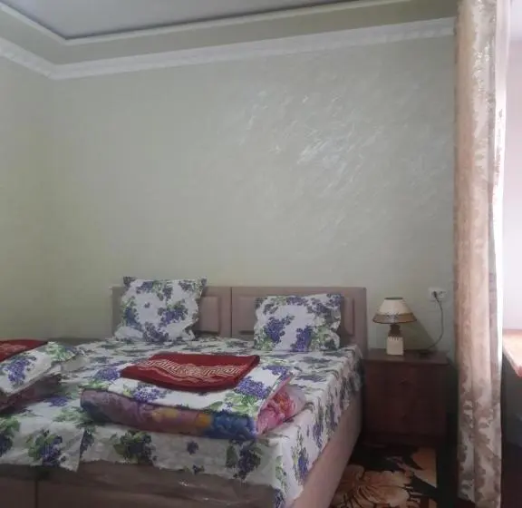 اتاق استاندارد سه نفره, 129